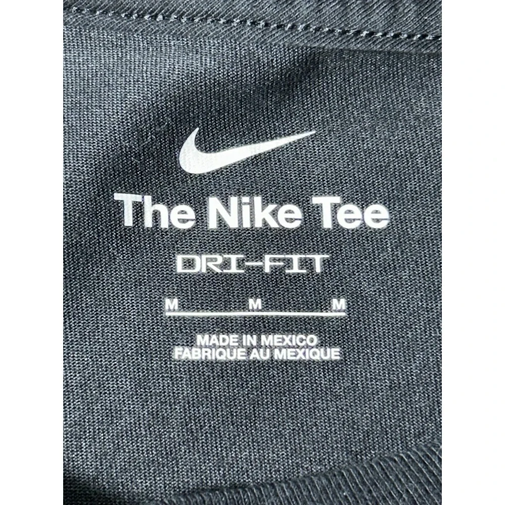 Wake Forest Men's M Medium Nike DRI-FIT Long Sleeve Shirt‎